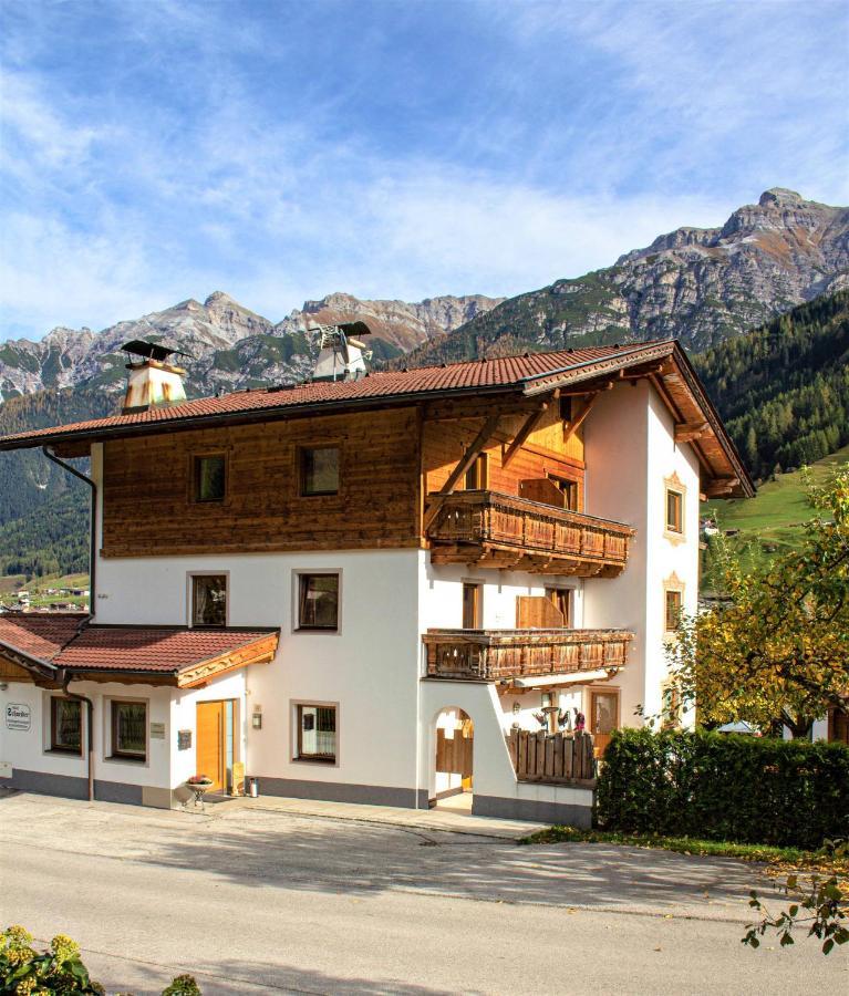 Pension Schneider Neustift im Stubaital Luaran gambar